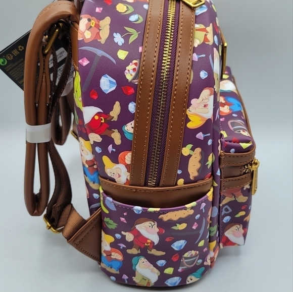 Loungefly Snow White 85th Anniversary AOP Backpack - Picture 4 of 7